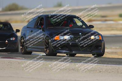 media/Sep-20-2025-Extreme Speed (Sat) [[1fcc23683c]]/Orange (Mid Intermediate)/Session 1 (Sunset)/